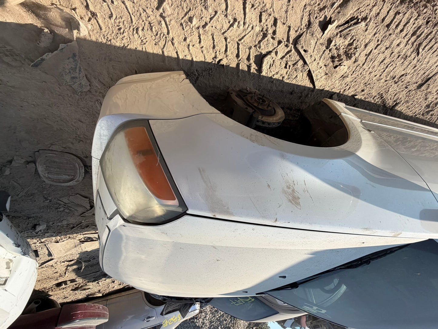 Fender Front Driver Side 2004 - 2009 Cadillac SRX