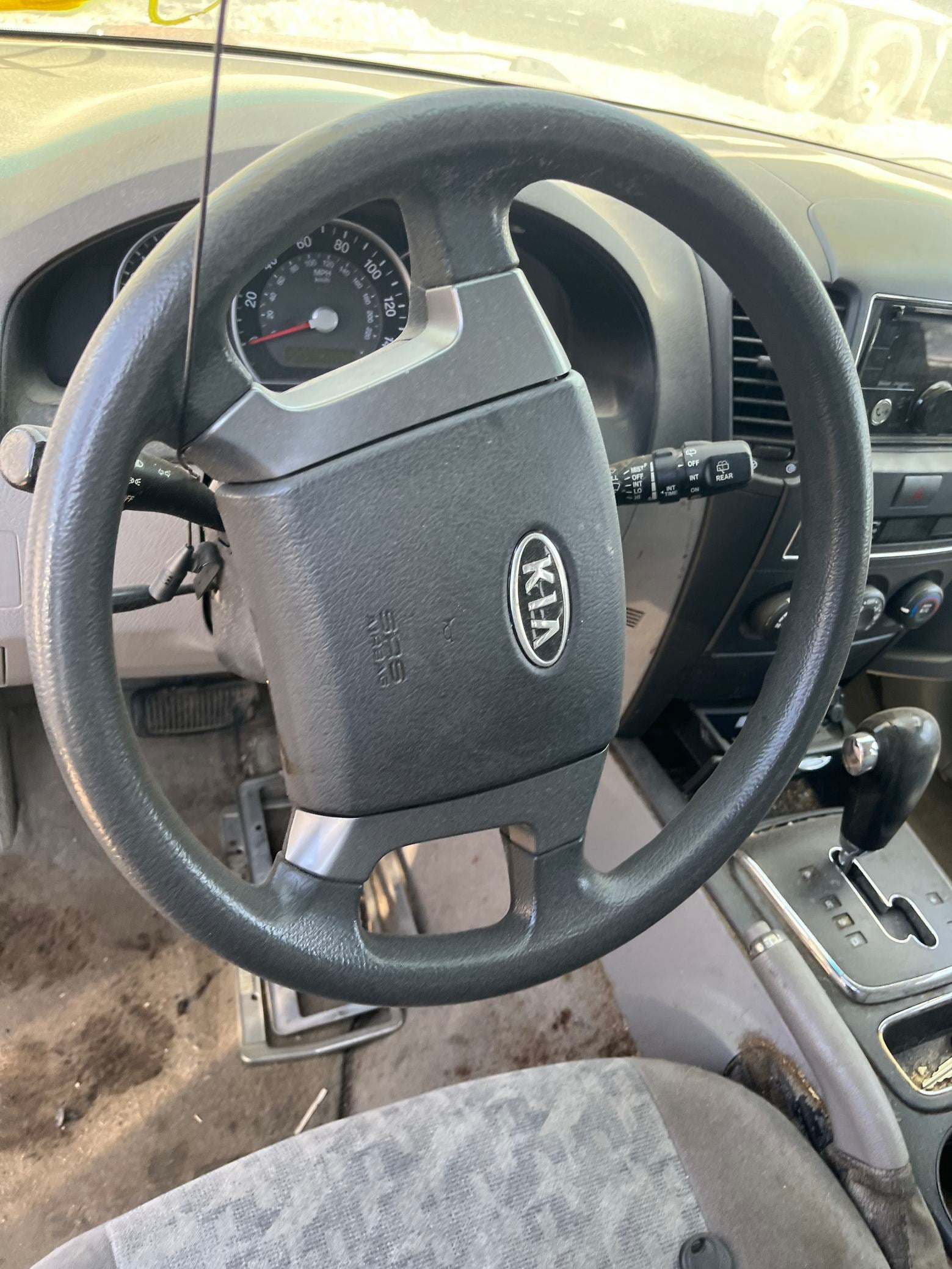 Instrument Cluster 2003 - 2009 Kia Sorento