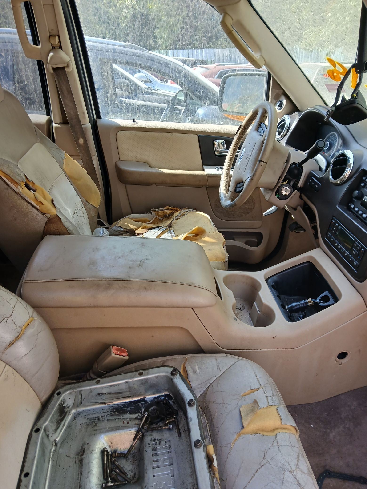 Center Console 2003 - 2006 Ford Expedition