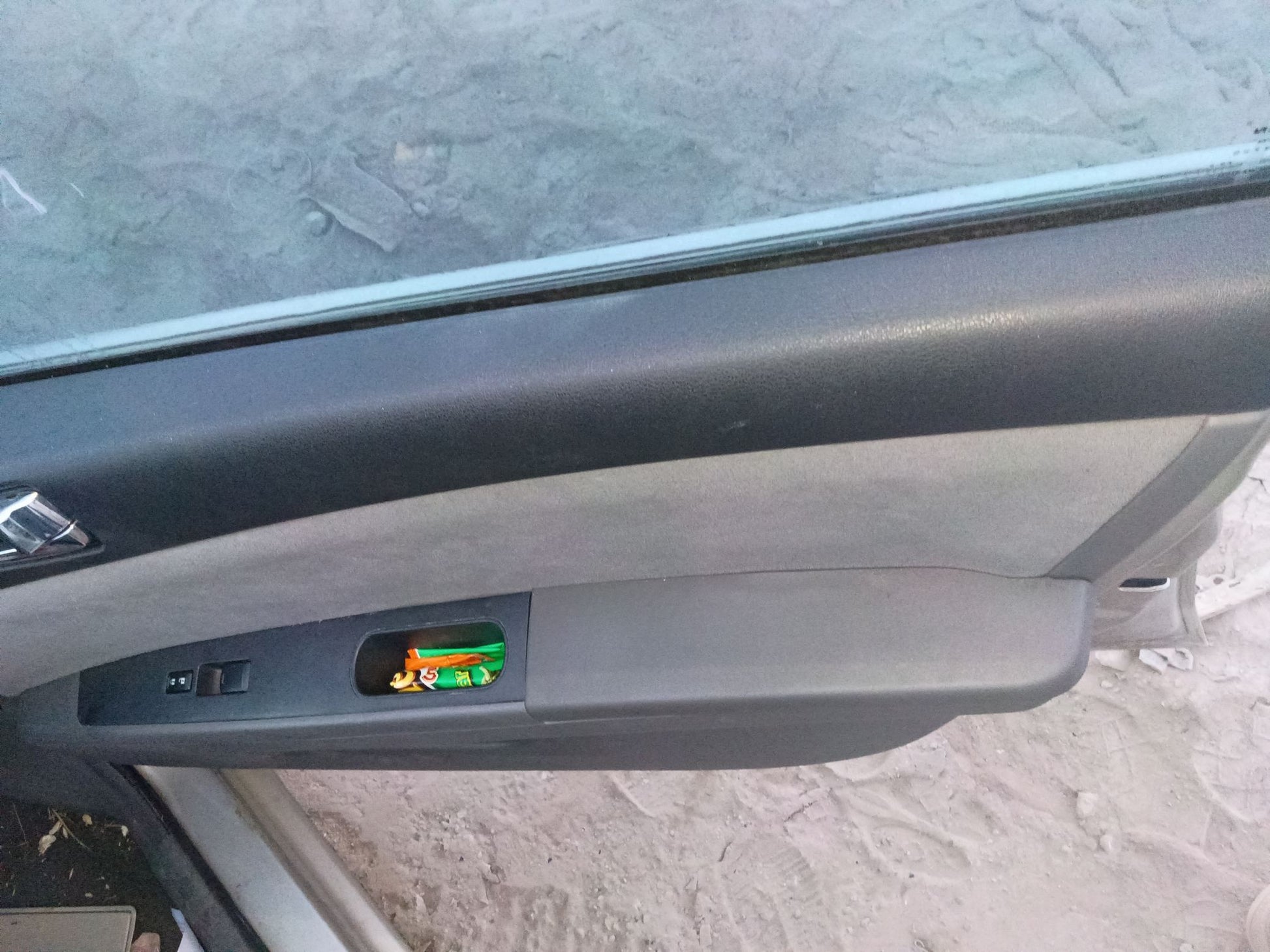 Quarter Window Glass Rear Passenger Side 2007 - 2012 Nissan Sentra
