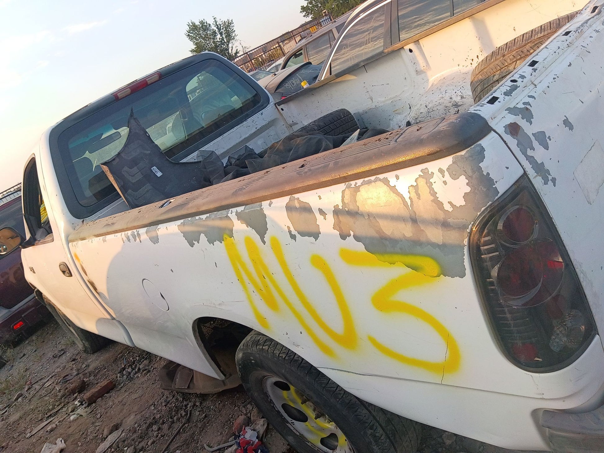 Window Motor Front Driver Side 1997 - 2003 Ford F-150