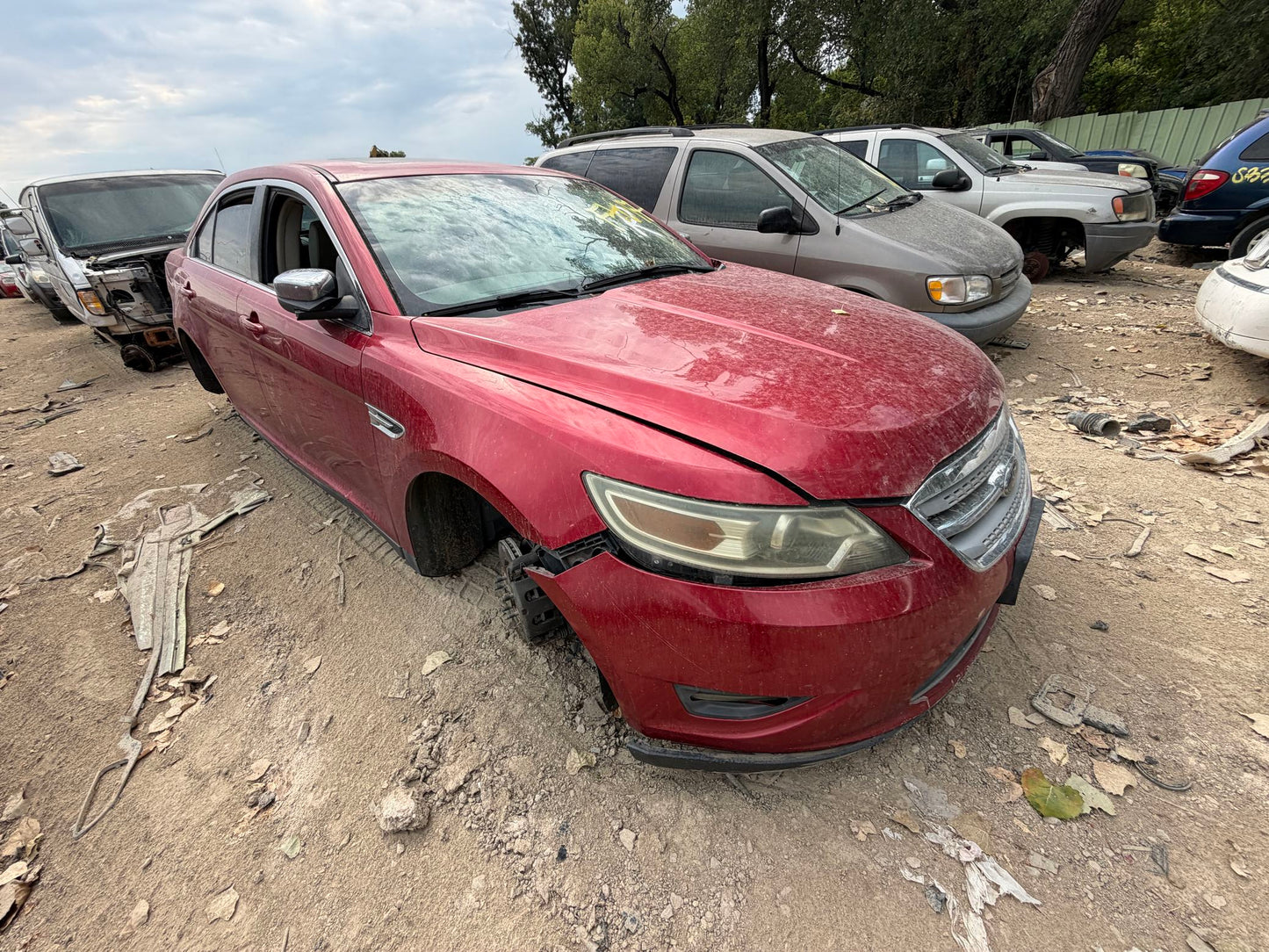 Fog Light Driver Side 2010 - 2019 Ford Taurus