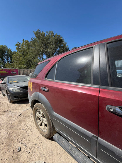 Wheel Hub Rear Passenger Side 2003 - 2009 Kia Sorento