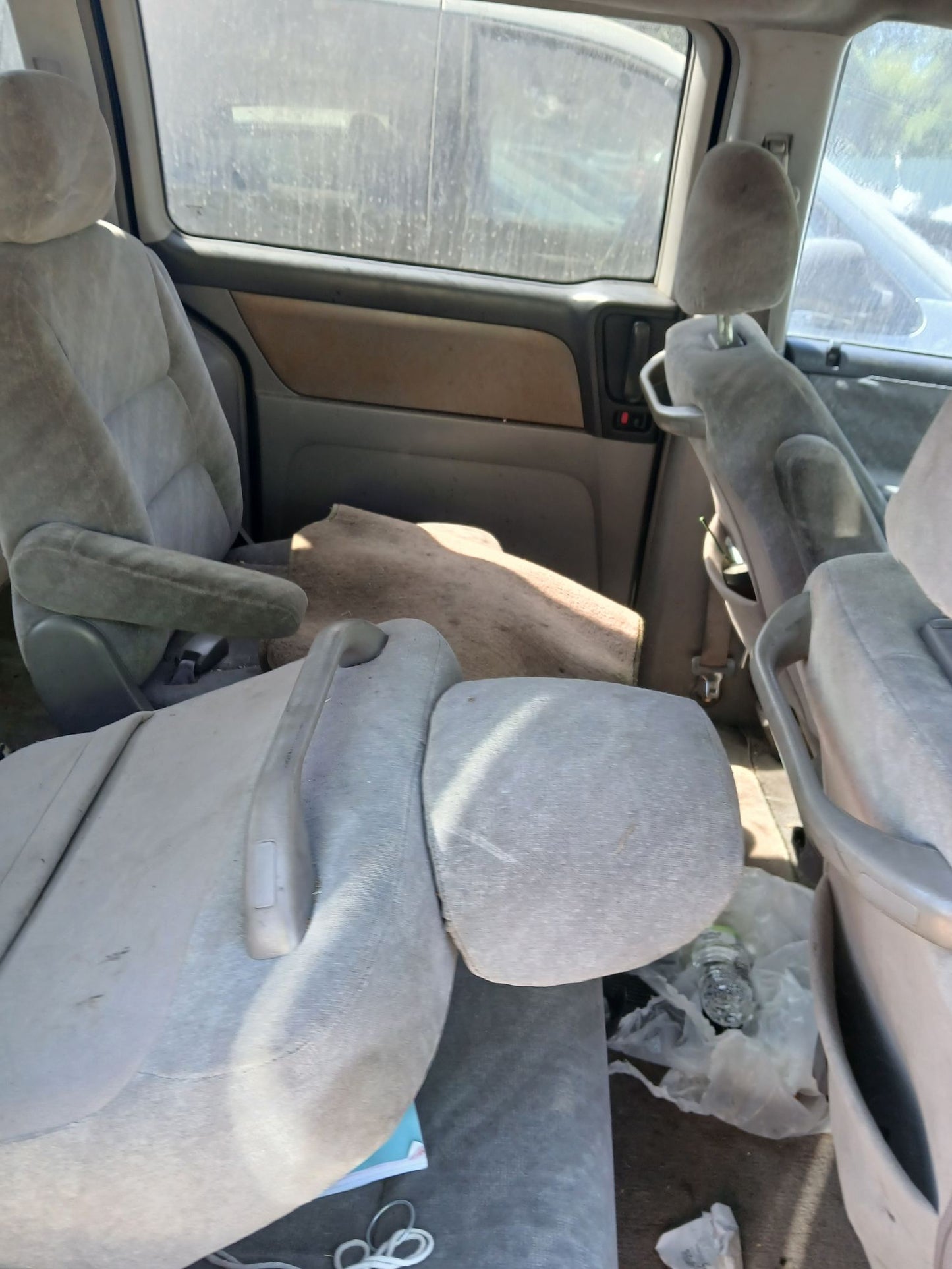 Fuse Box Under Hood 1999 - 2004 Honda Odyssey