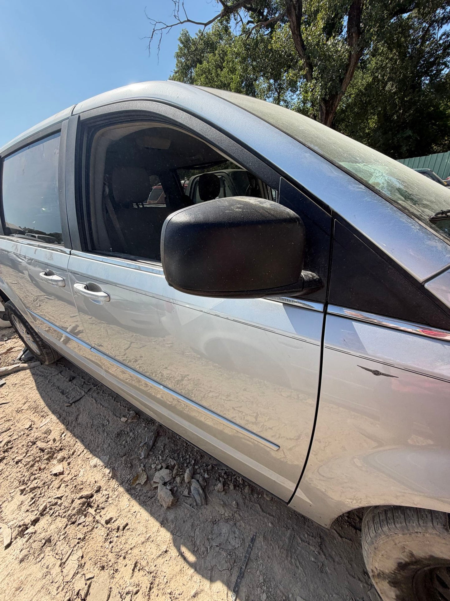 Exterior Door Handle Sliding Driver Side 2008 - 2016 Chrysler Town and Country