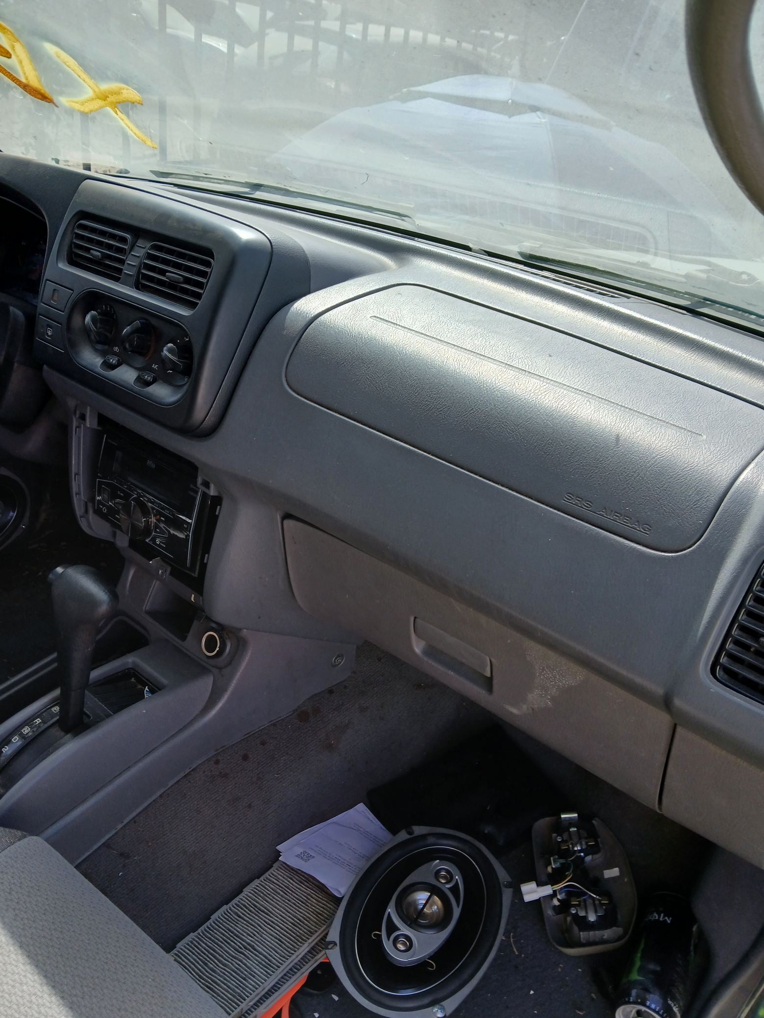 Door Trim Panel Front Passenger Side 2000 - 2004 Nissan Xterra