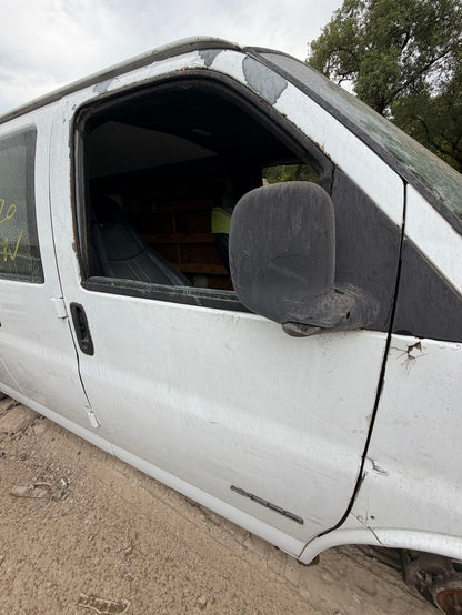 Seat Belt Buckle Front Passenger Side 1996 - 2002 Chevrolet Express