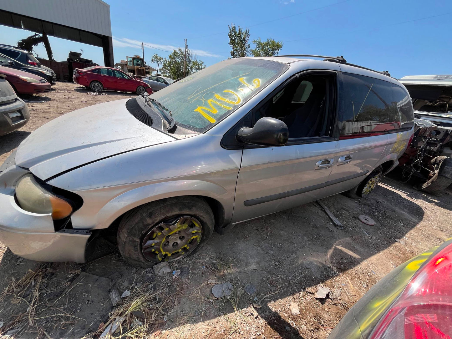 Door Trim Panel Front Driver Side 2001 - 2007 Chrysler Town and Country