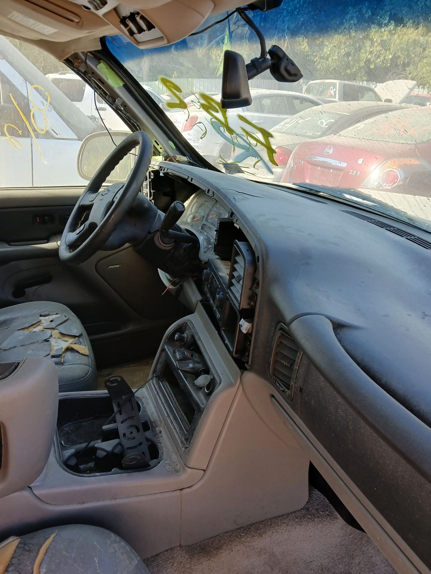 Wheel Hub Front Passenger Side 2000 - 2006 Chevrolet Tahoe
