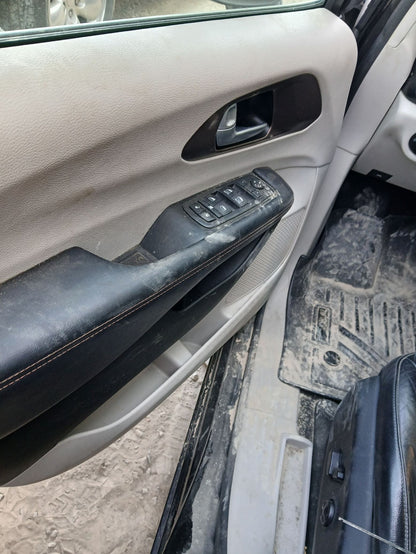 Quarter Panel Driver Side 2017 - 2027 Chrysler Pacifica