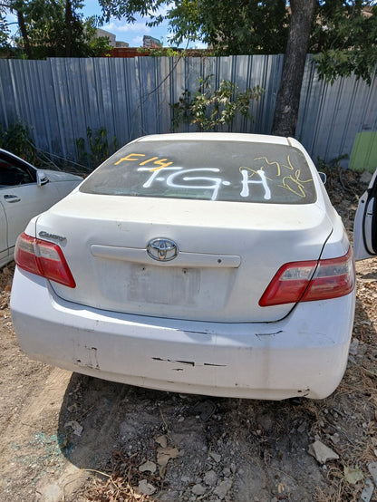 Tail Light Outer Passenger Side 2007 - 2011 Toyota Camry