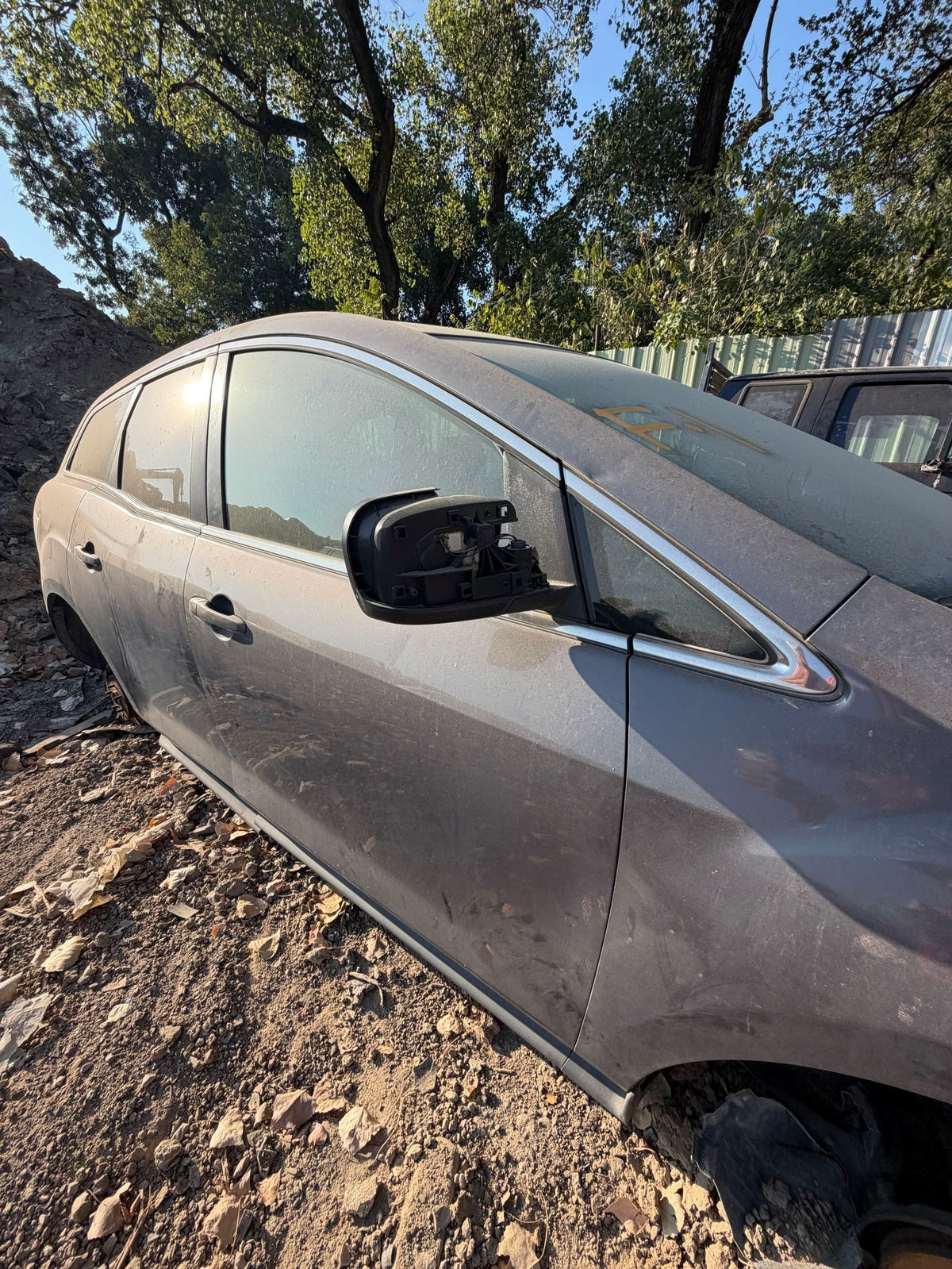 Exterior Door Handle Front Passenger Side 2007 - 2012 Mazda CX-7