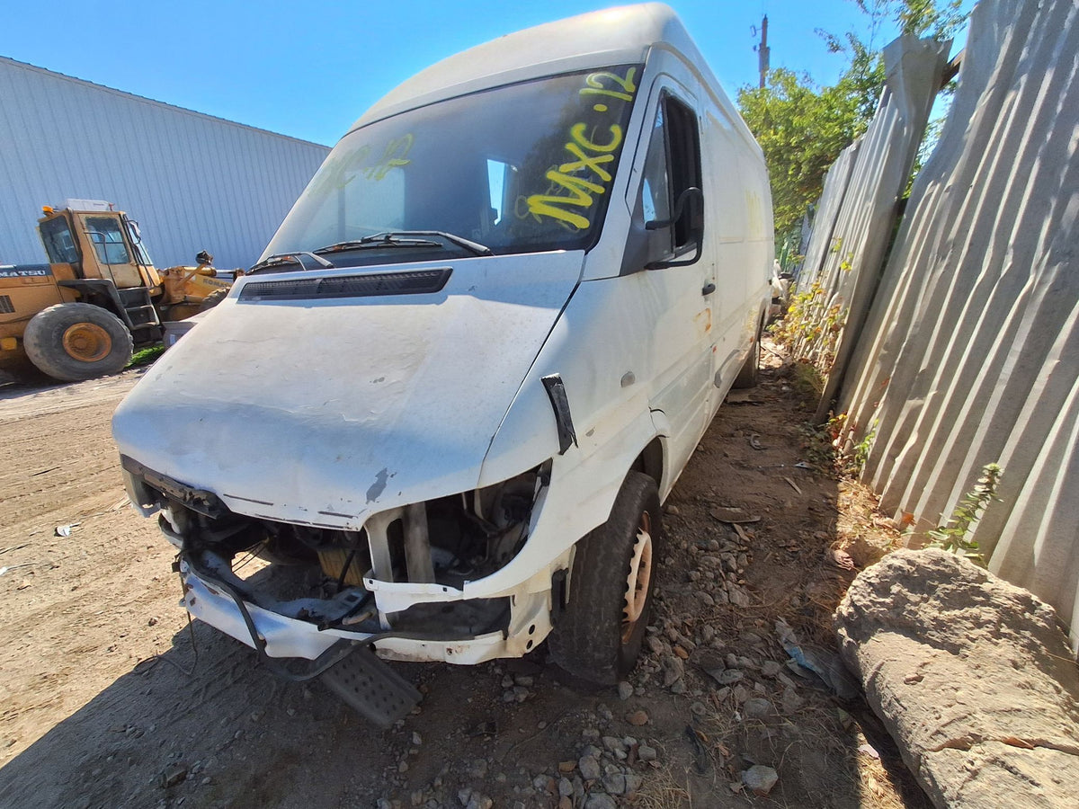 Instrument Cluster 2003 - 2006 Dodge Sprinter