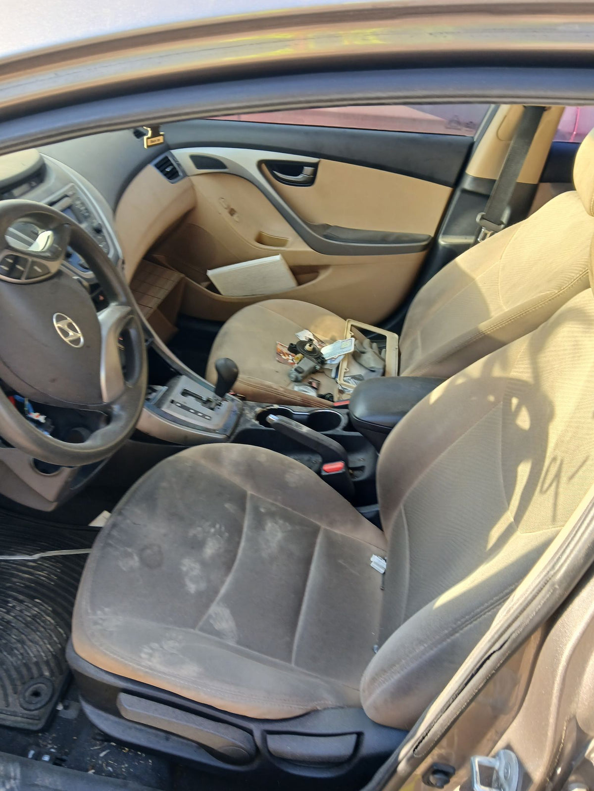Knuckle Hub Front Passenger Side 2011 - 2016 Hyundai Elantra