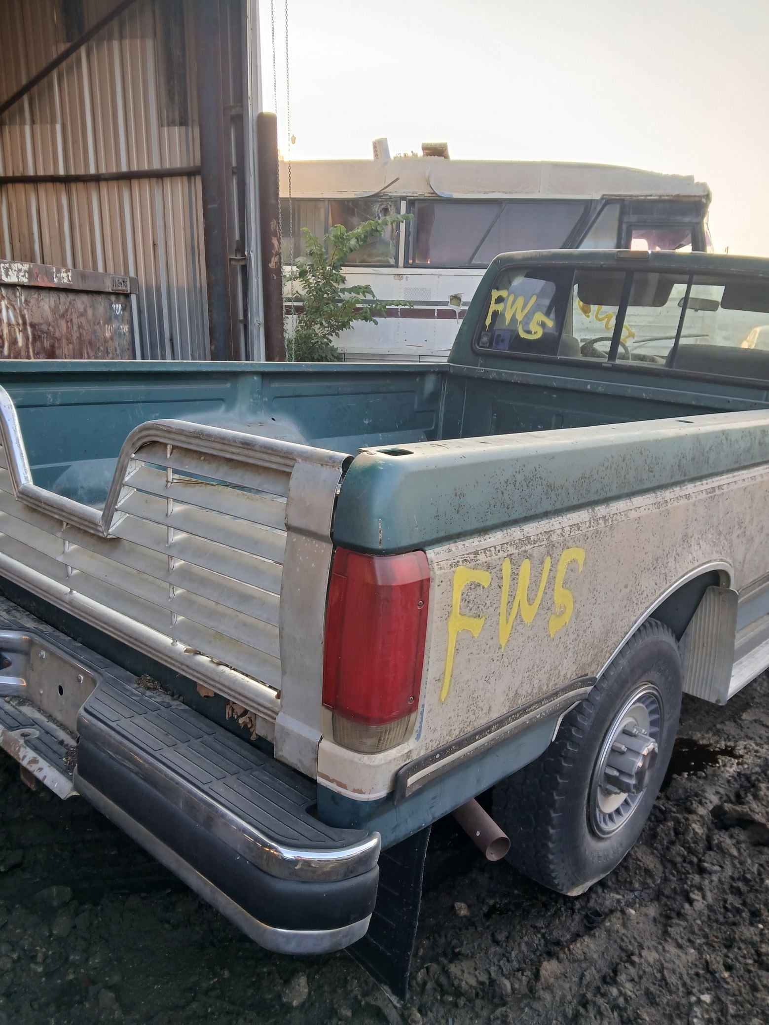 Exterior Door Handle Passenger Side 1987 - 1991 Ford F-250
