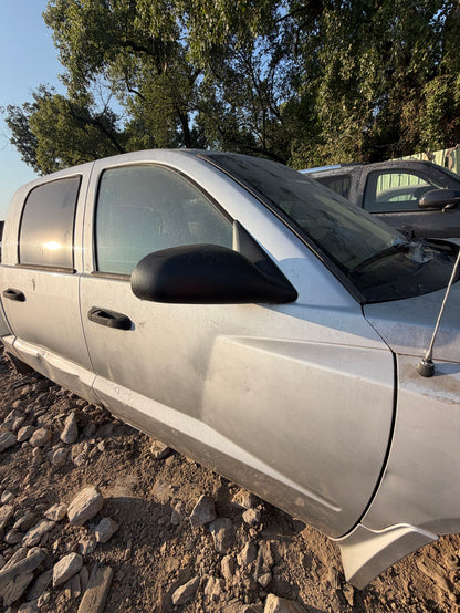 Rear Window Glass 2005 - 2011 Dodge Dakota