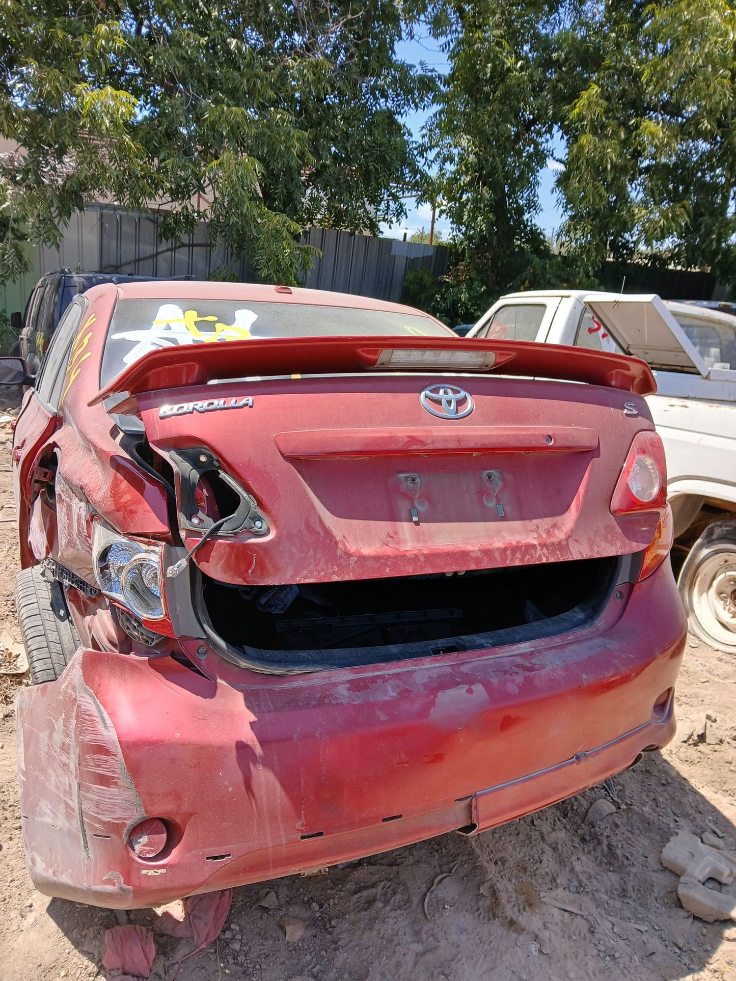 Door Window Glass Front Driver Side 2009 - 2013 Toyota Corolla