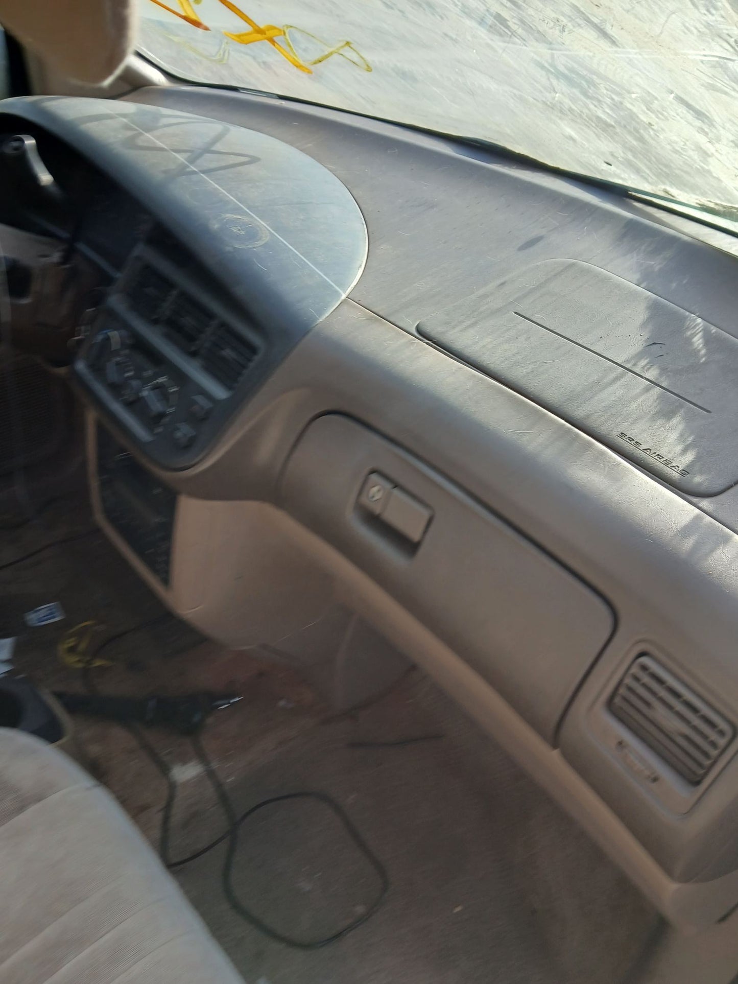Sliding Door Roller Track Driver Side 1998 - 2003 Toyota Sienna
