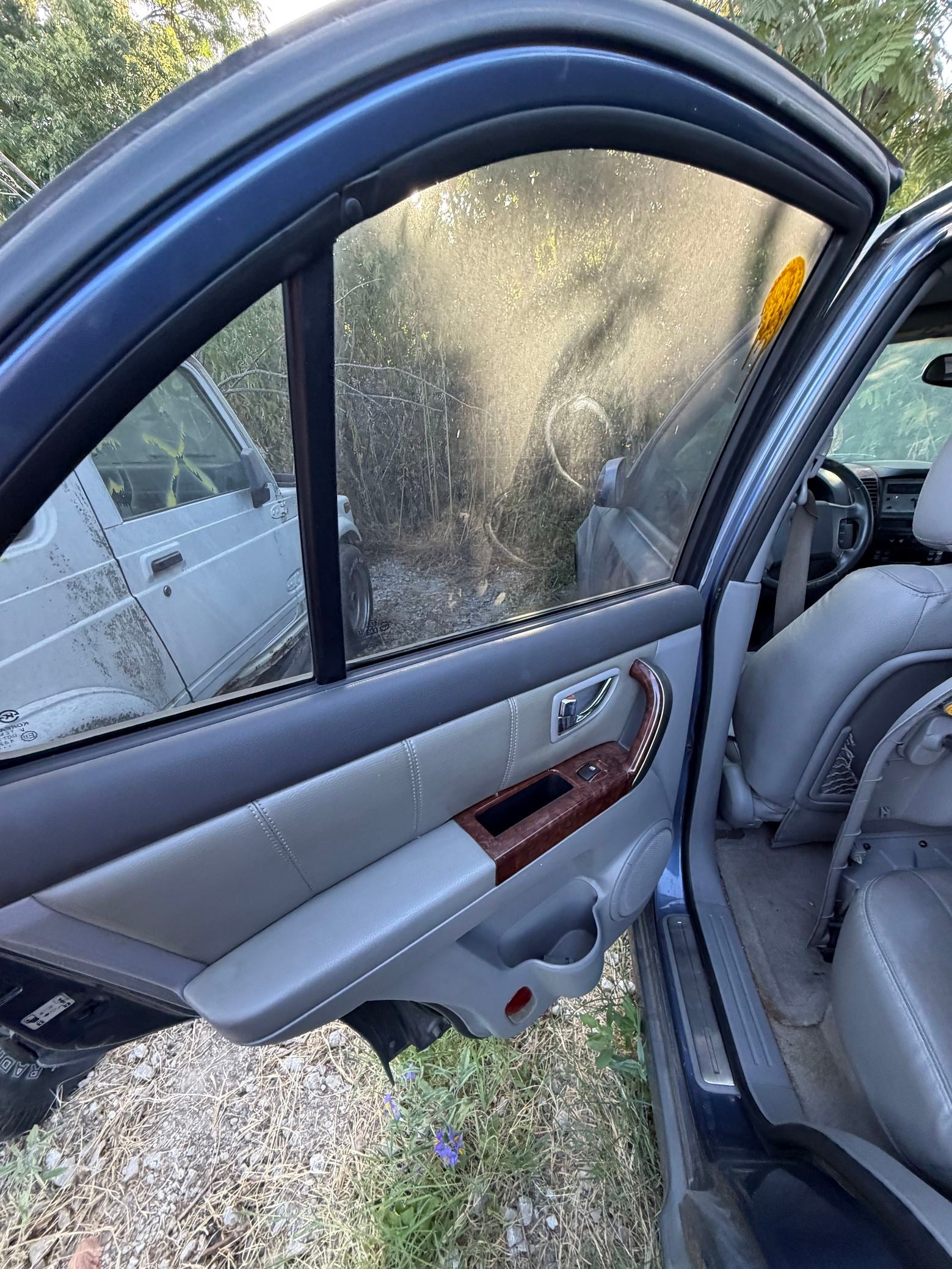 Seat Belt Buckle Rear Driver Side 2003 - 2009 Kia Sorento