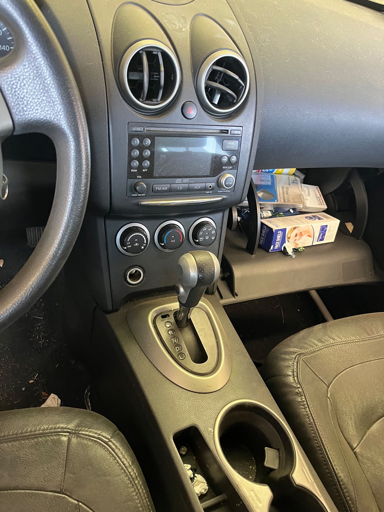 Tail Light Passenger Side 2008 - 2013 Nissan Rogue