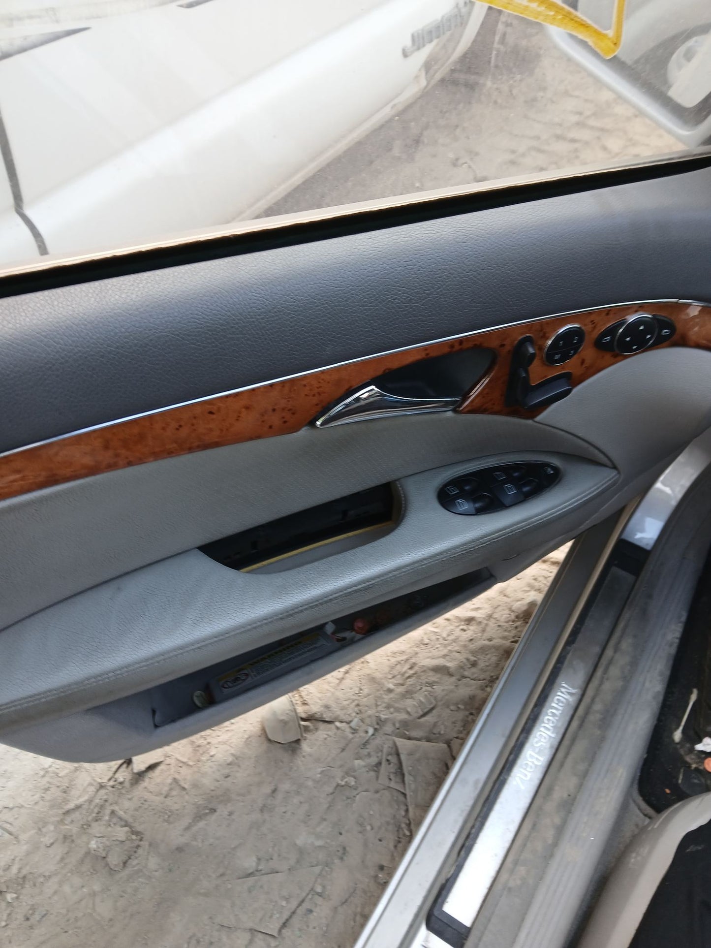 Cylinder Head Driver Side 2003 - 2009 Mercedes-Benz E-Class