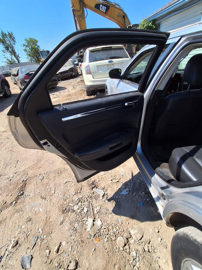 Door Exterior Handle Front Driver Side 2005 - 2010 Chrysler 300