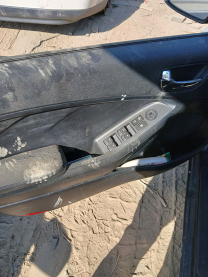 Door Interior Handle Front Passenger Side 2014 - 2018 Kia Forte