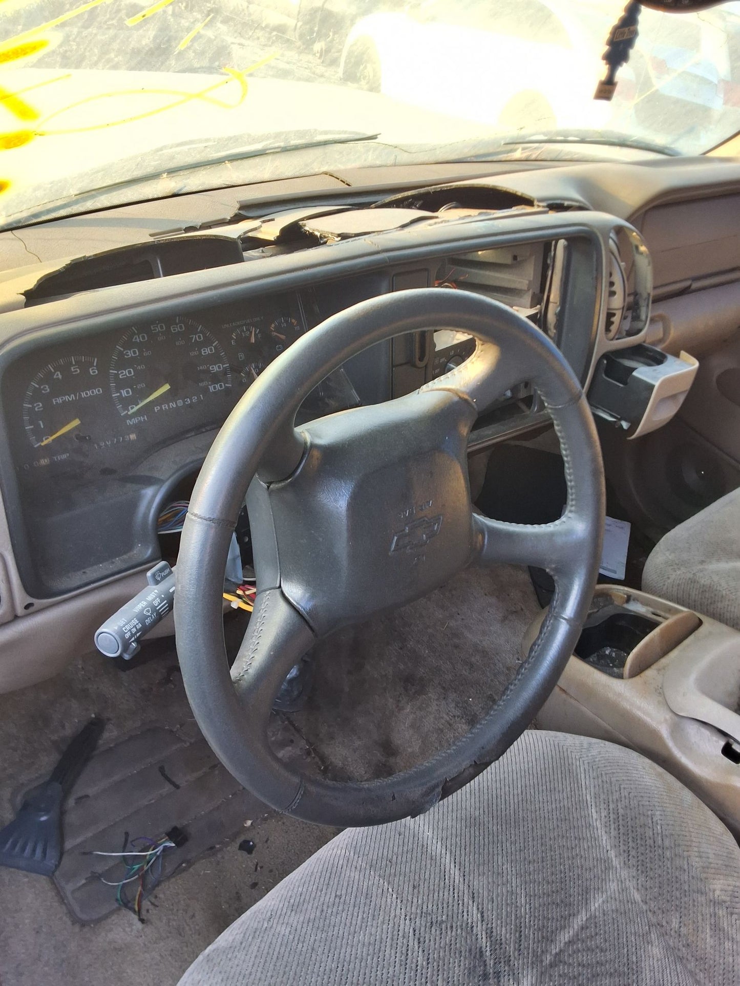 Fuse Box Interior 1995 - 1999 Chevrolet Tahoe
