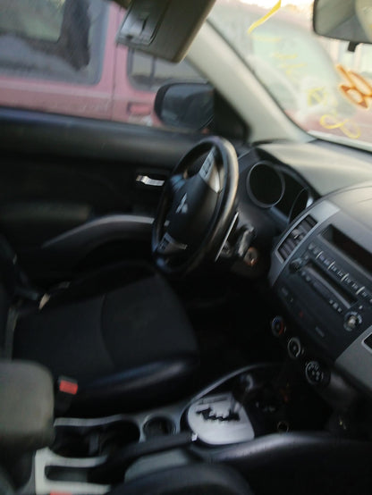 Interior Door Handle Front Driver Side 2007 - 2013 Mitsubishi Outlander