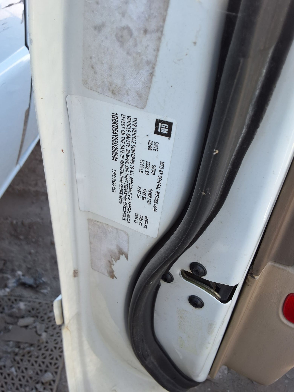 Seat Belt Retractor Rear Driver Side 2000 - 2005 Cadillac DeVille
