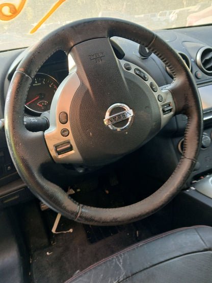 Seat Belt Front Driver Side 2008 - 2013 Nissan Rogue
