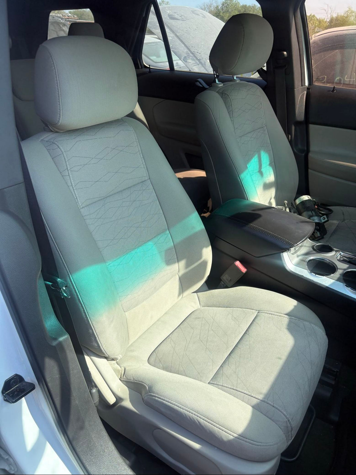 Fuse Box Engine Bay 2011 - 2019 Ford Explorer