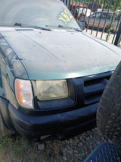 Door Latch Front Passenger Side 2000 - 2004 Nissan Xterra