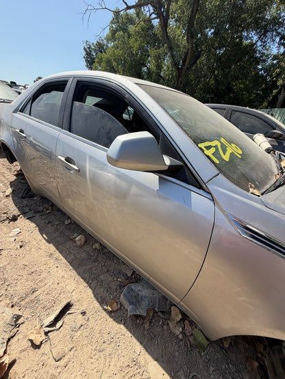 Steering Knuckle Hub Front Passenger Side 2008 - 2013 Cadillac CTS