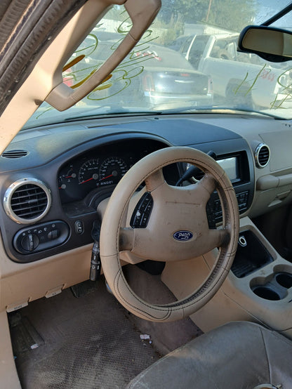 Fender Front Driver Side 2003 - 2006 Ford Expedition