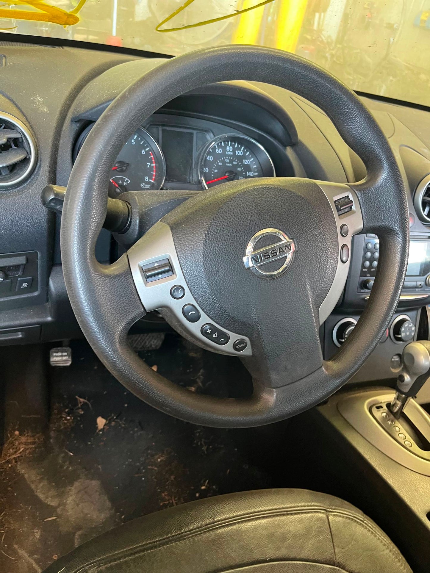 Knuckle Hub Rear Driver Side 2008 - 2013 Nissan Rogue