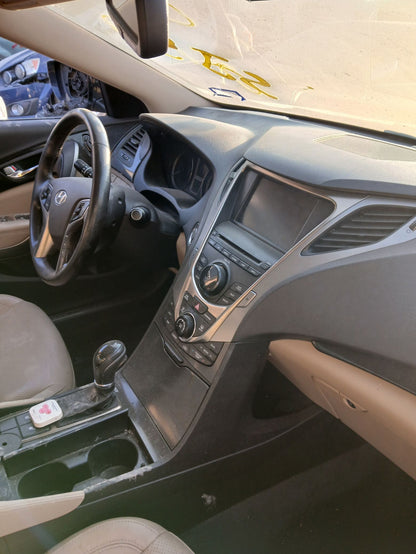 B-Pillar Trim Panel Driver Side 2012 - 2017 Hyundai Azera