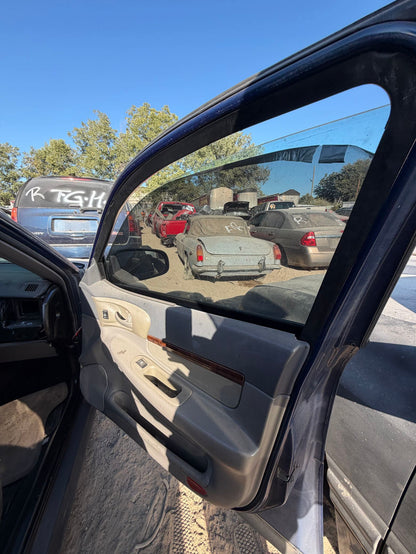 Door Window Glass Front Passenger Side 2000 - 2005 Chevrolet Impala