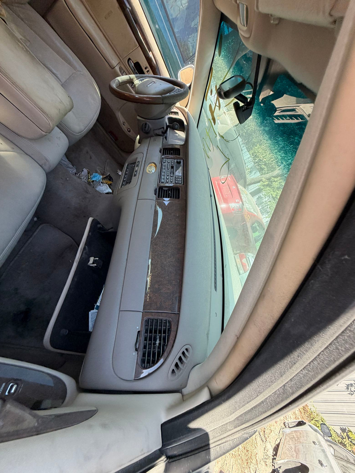 Climate Control Panel 1998 - 2011 Lincoln Town Car