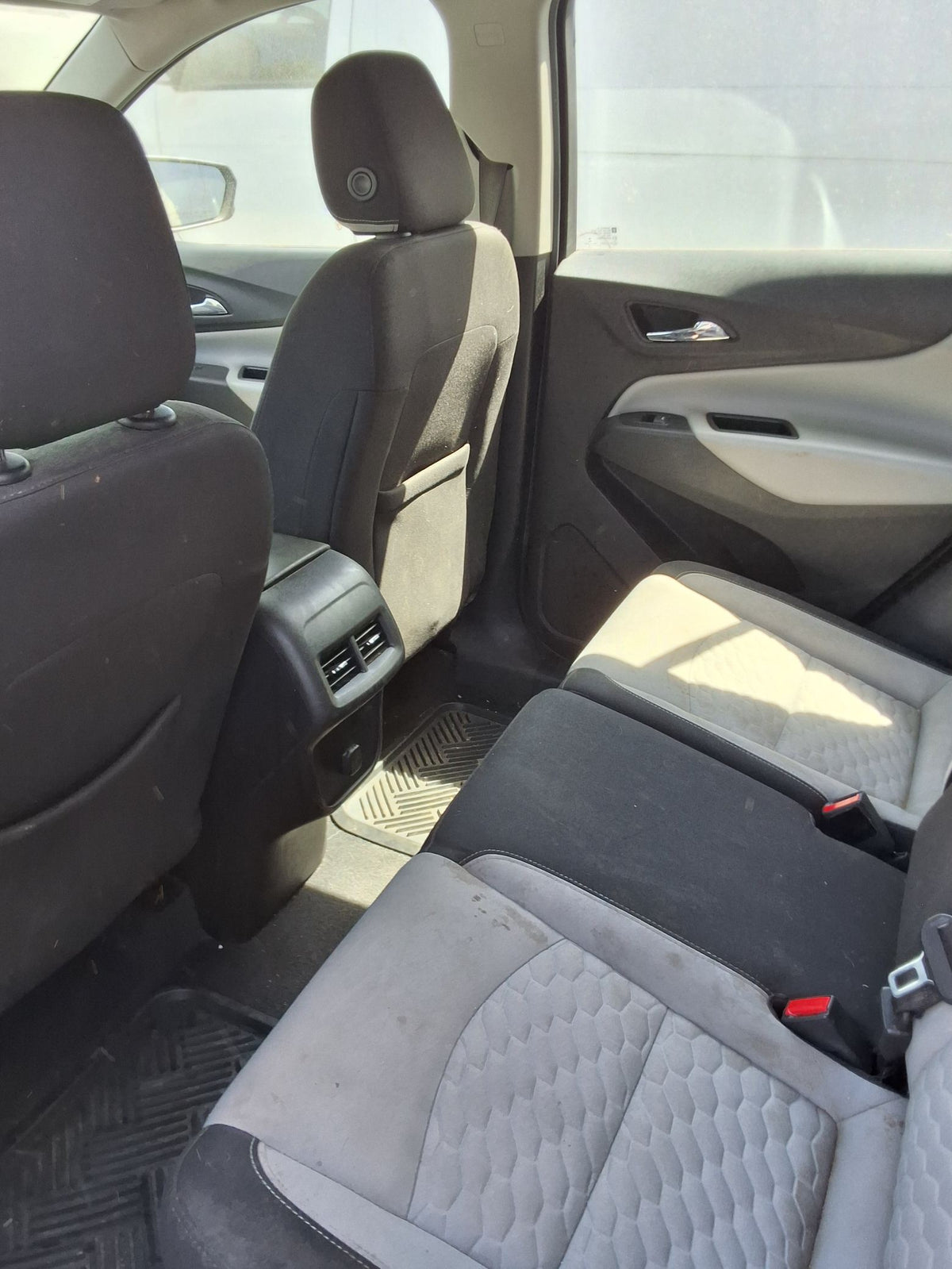 Exterior Door Handle Front Passenger Side 2018 - 2024 Chevrolet Equinox