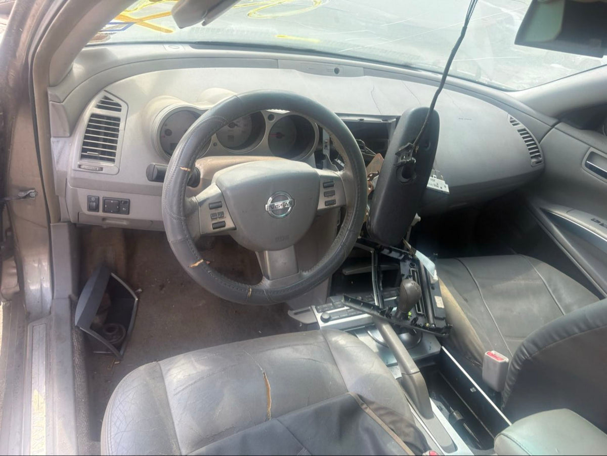 Steering Knuckle Front Passenger Side 2004 - 2008 Nissan Maxima