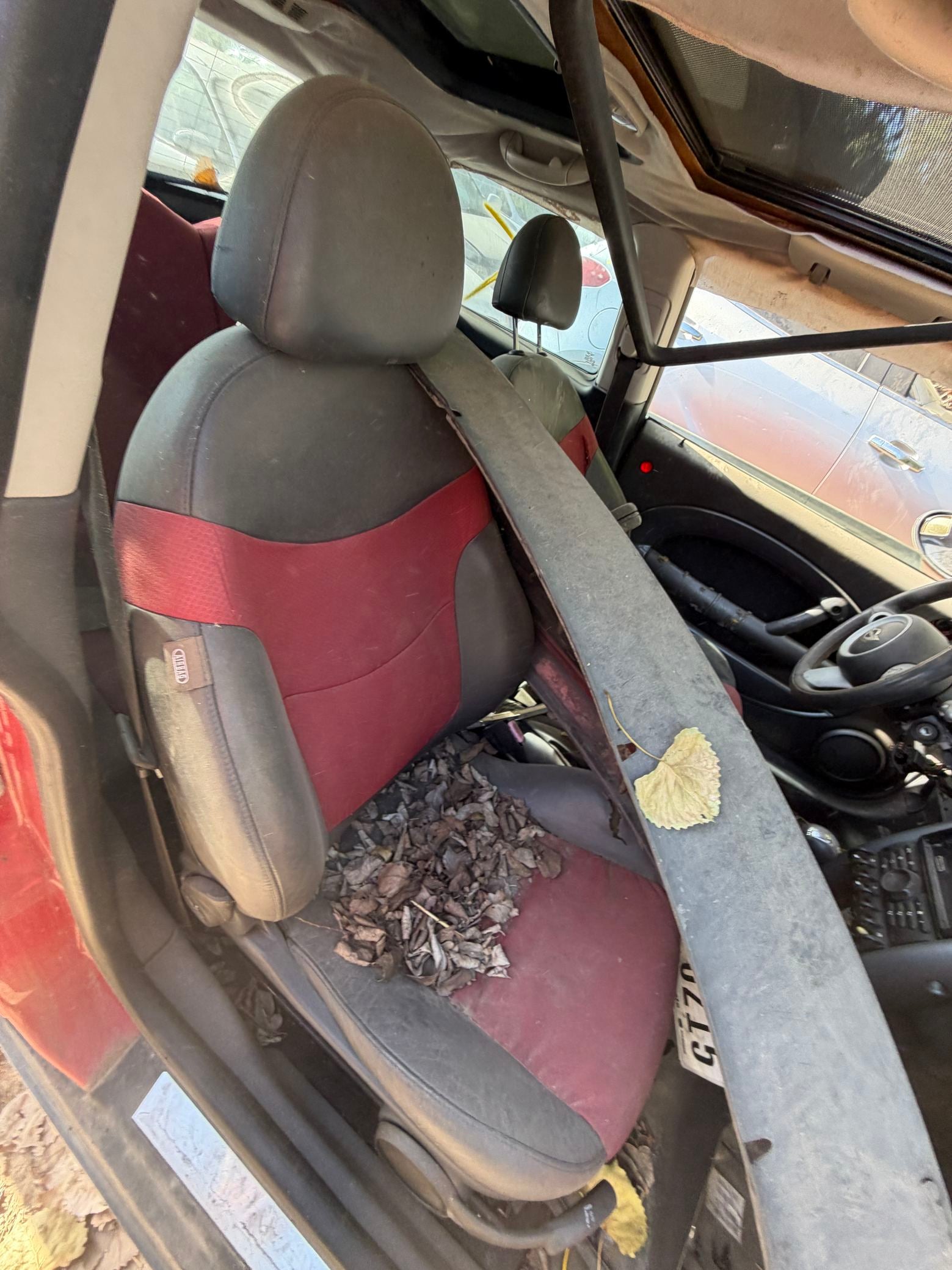 Brake Caliper Front Driver Side 2002 - 2006 Mini Cooper Hardtop