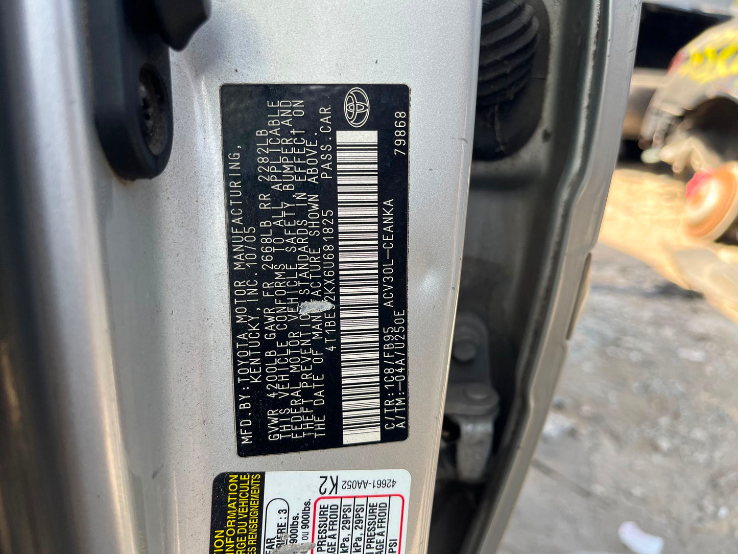 Center Console 2002 - 2006 Toyota Camry