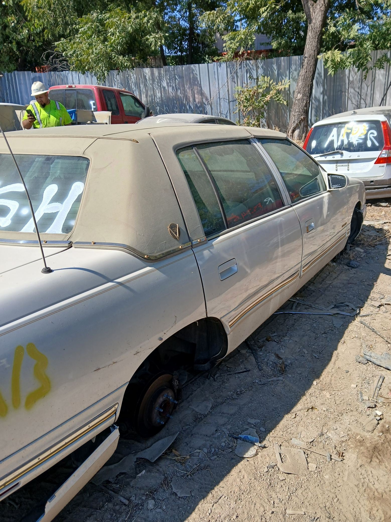 Seat Belt Buckle Front Driver Side 1994 - 1999 Cadillac DeVille