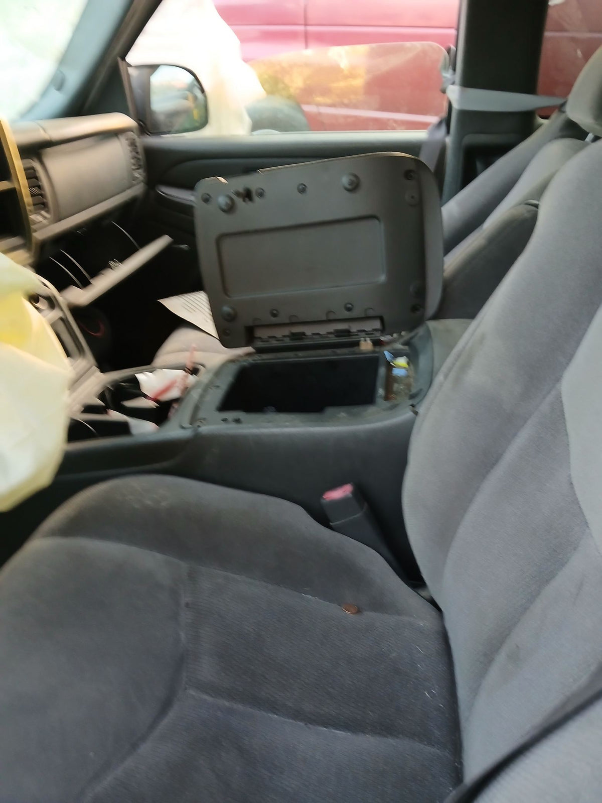 Radiator 1999 - 2006 GMC Sierra 1500