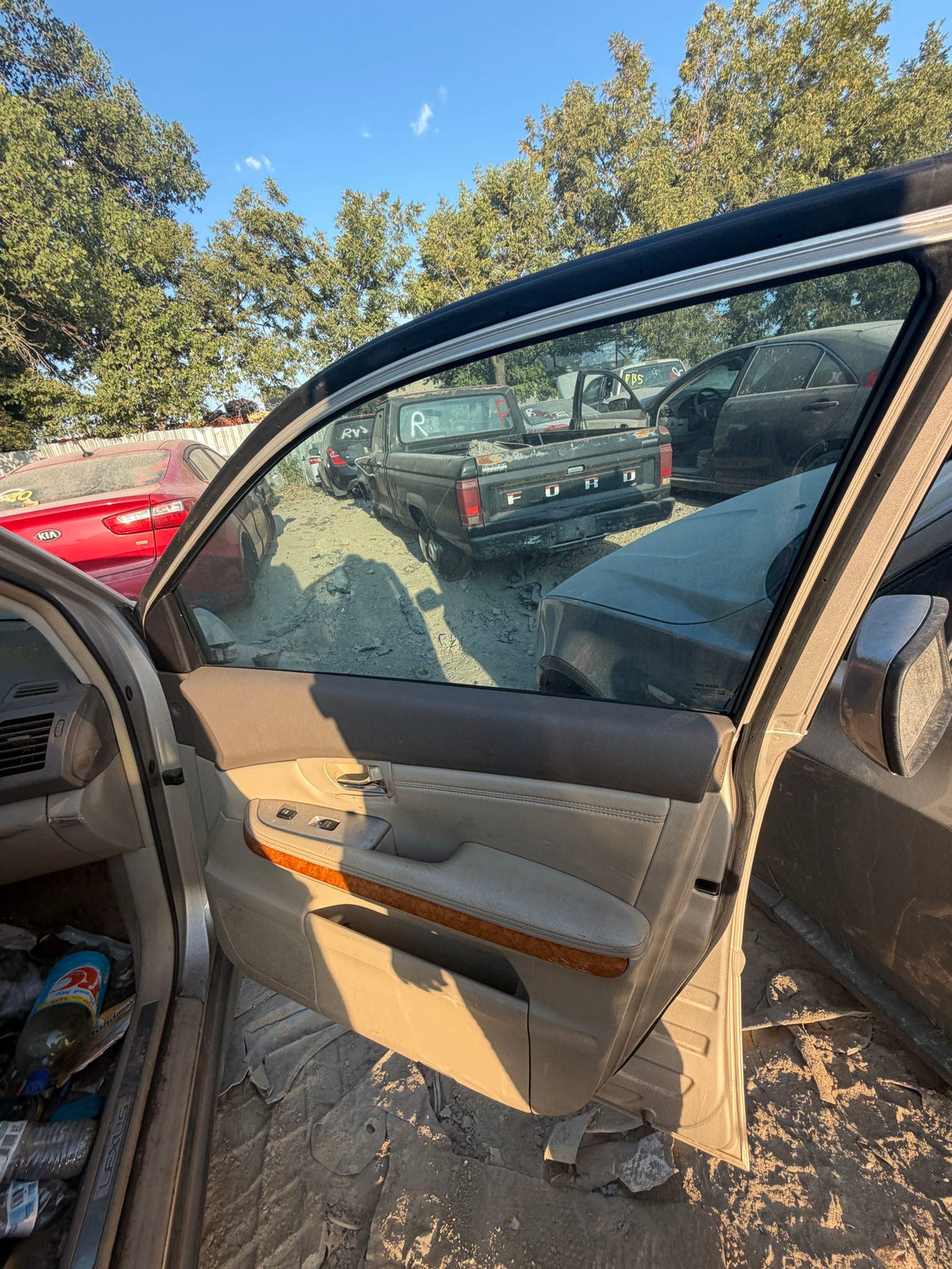 C-Pillar Trim Panel Passenger Side 2004 - 2009 Lexus RX 330