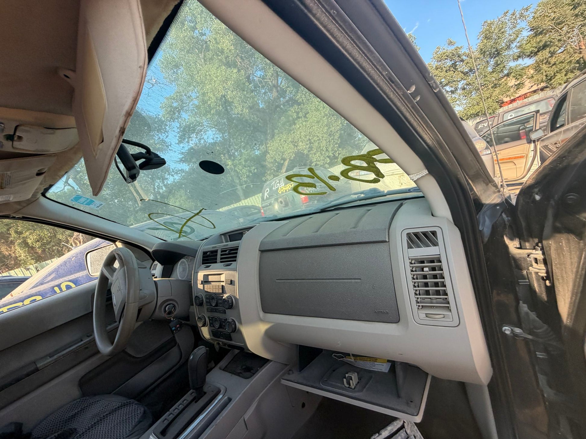Fog Light Driver Side 2008 - 2012 Ford Escape