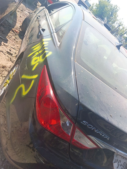 B-Pillar Trim Panel Passenger Side 2011 - 2014 Hyundai Sonata