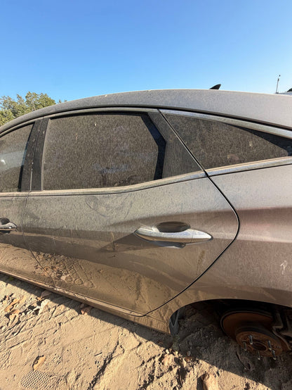 B-Pillar Trim Panel Driver Side 2012 - 2017 Hyundai Azera