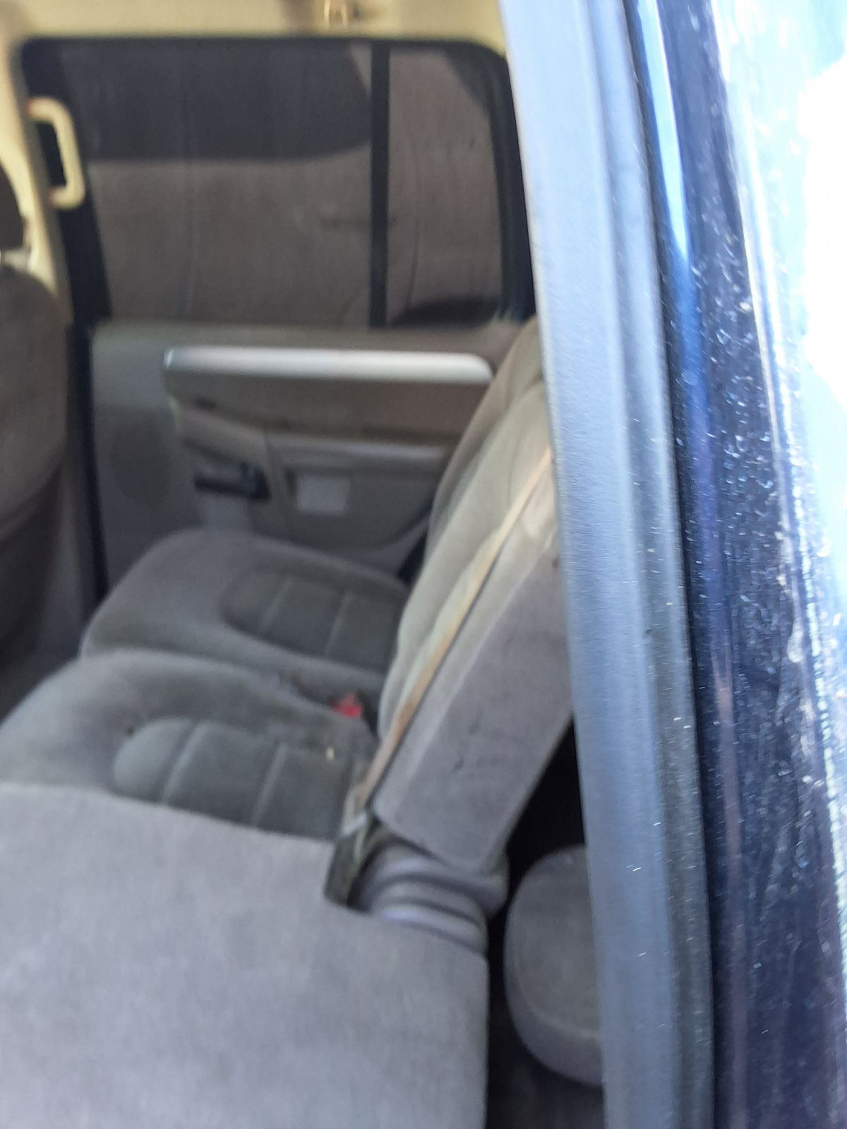 Brake Caliper Rear Driver Side 2002 - 2005 Ford Explorer
